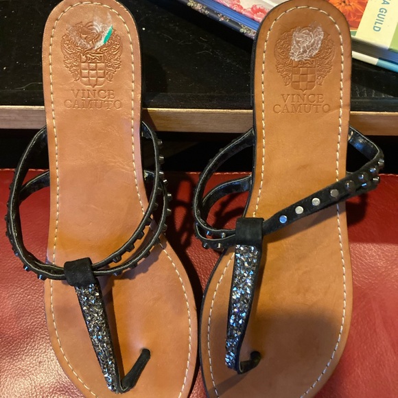 Barely used fun sexy sandal. Bring some bling to your summer outfit. - Picture 3 of 3